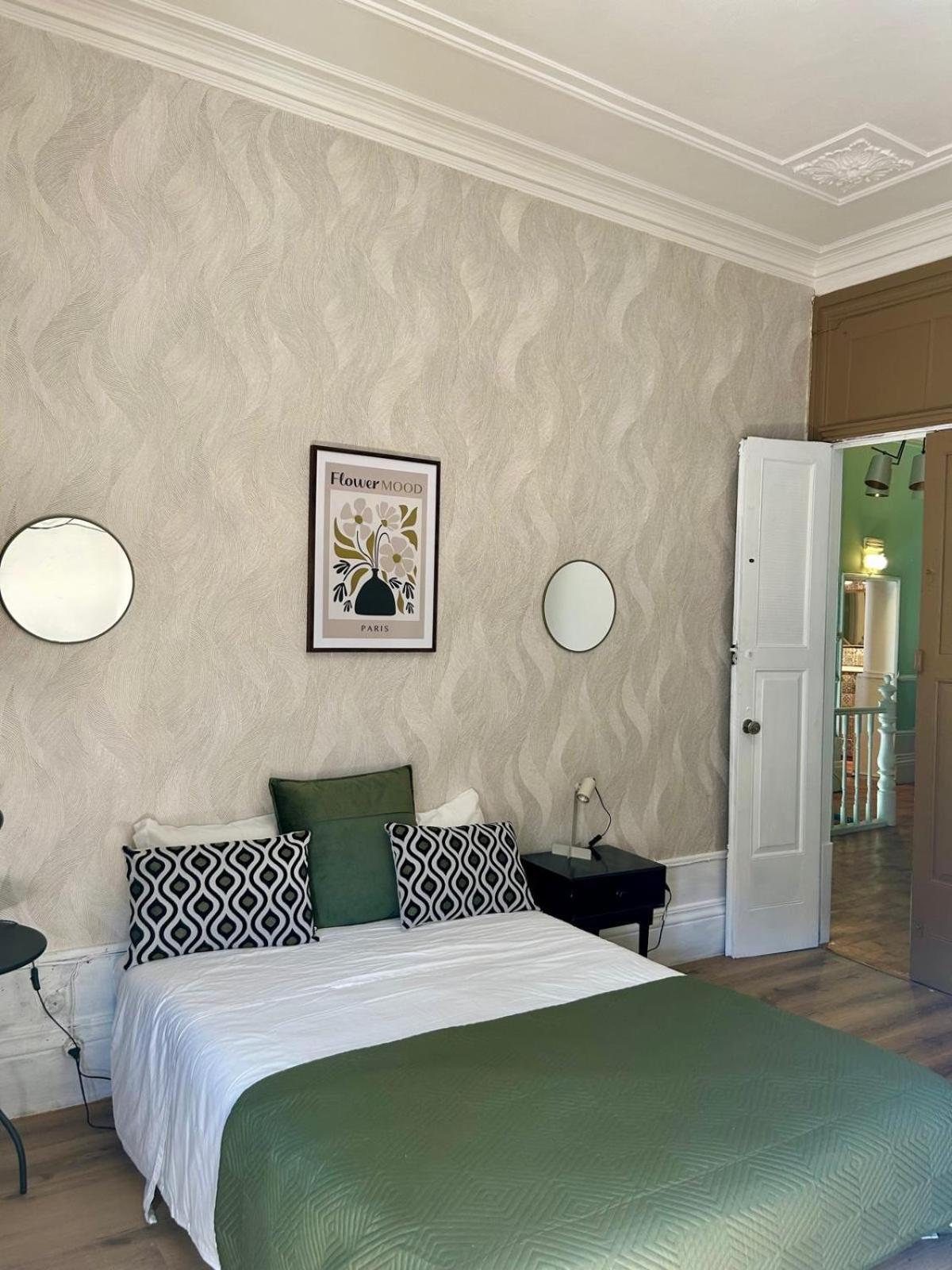 Monte Sinai Guest House Порту Экстерьер фото